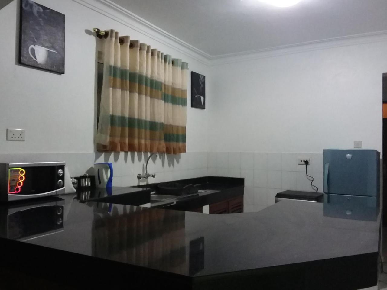 Royal Palms Apartment A4 Mombasa Esterno foto